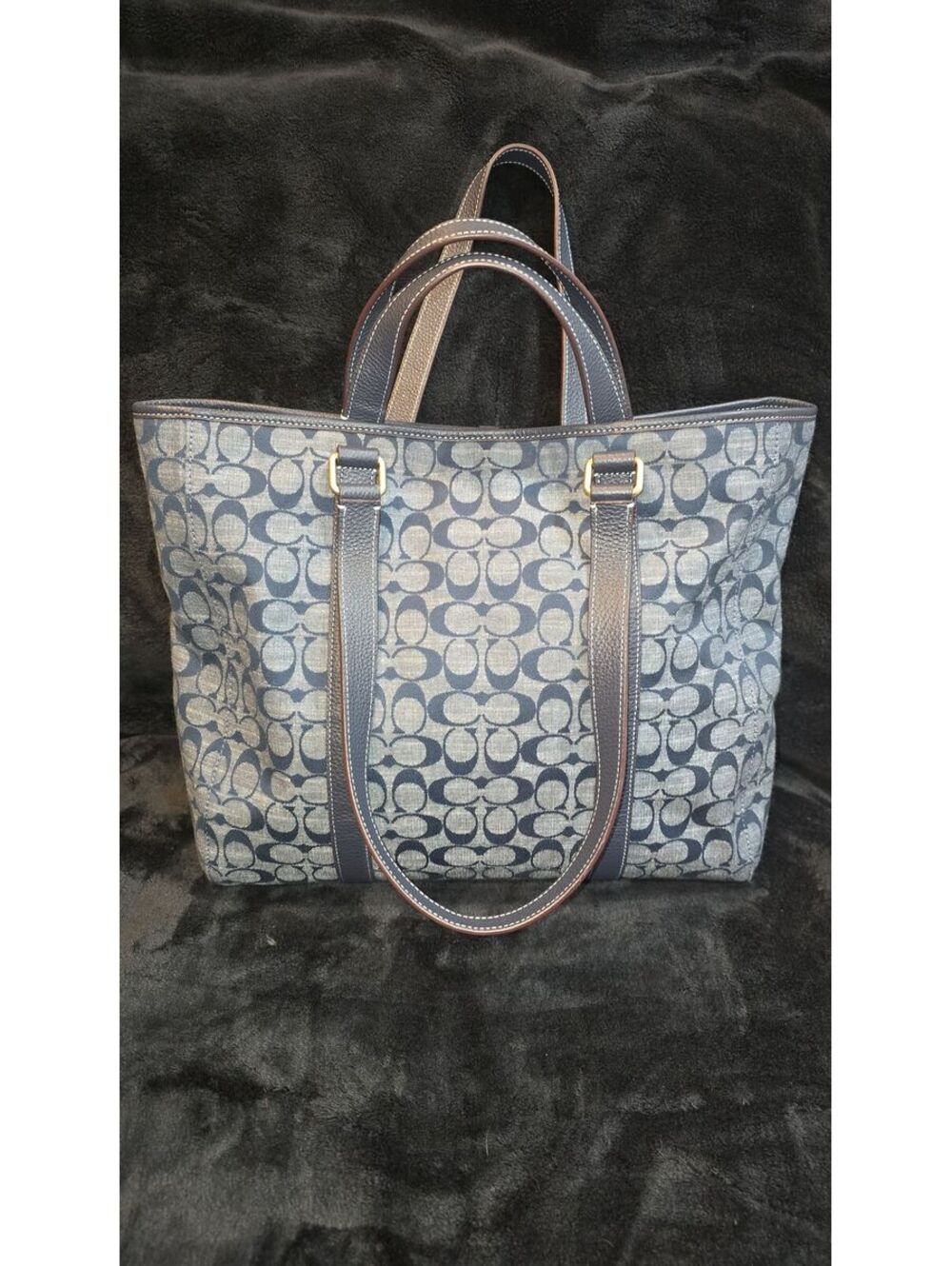 114. 🎀NWOT Unisex Coach 2022 Hudson Double Handle Tote In Signature Chambray 💝